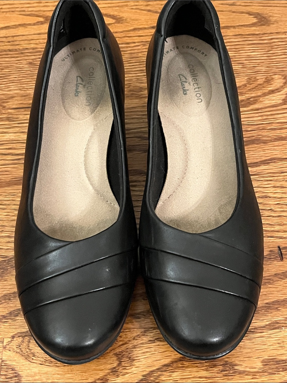 Collection ultimate comfort Clark’s Shoes black leather Size 6.5